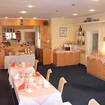 Adlerhof 3*