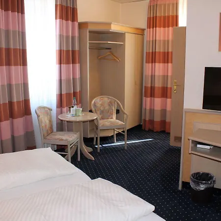 Adlerhof 3*