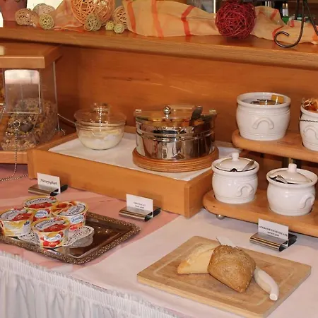 Ξενοδοχείο Adlerhof 3*